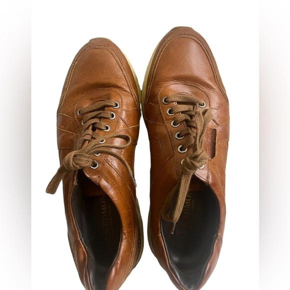 Allen Edmonds \